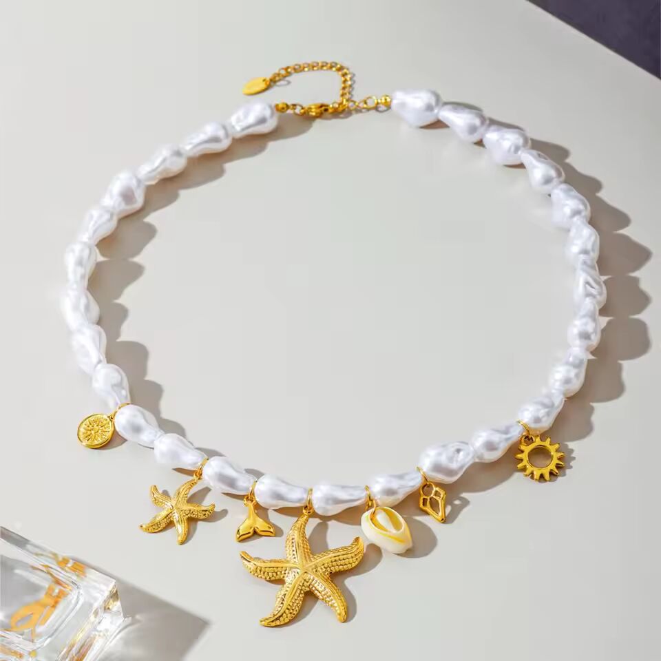 Elegant Handmade Beaded Necklace In Shell Beads With 18k Gold Plated Stainless Steel Starfish Pendant Charms Necklaces For Women